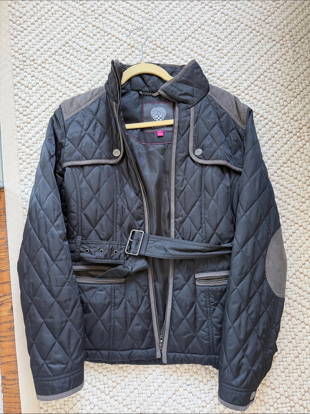 Vince Camuto Black Quilted Belted Jacket